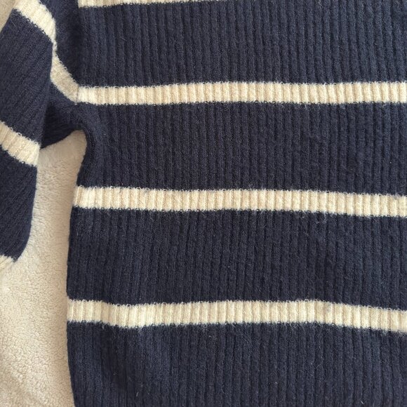 H&M Classic Navy & Cream Striped Knit Sweater - Picture 6 of 8